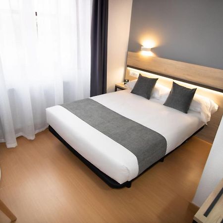 Alda Puerto Seco Hotell Burgo Exteriör bild